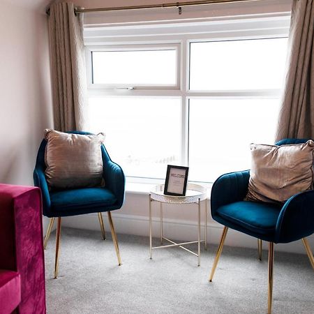 Charles Alexander Short Stay - Highcliffe Apartments Cleveleys Exterior photo