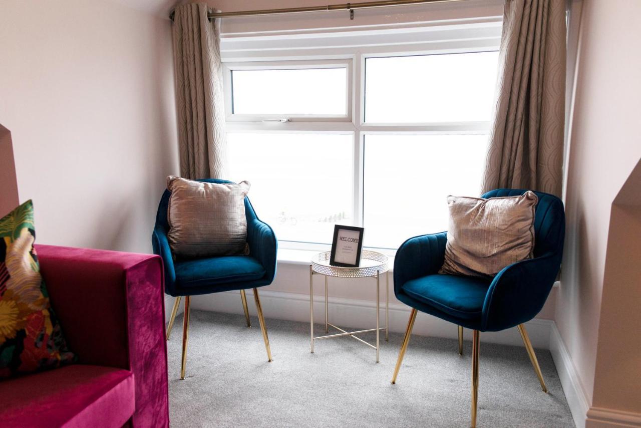 Charles Alexander Short Stay - Highcliffe Apartments Cleveleys Exterior photo